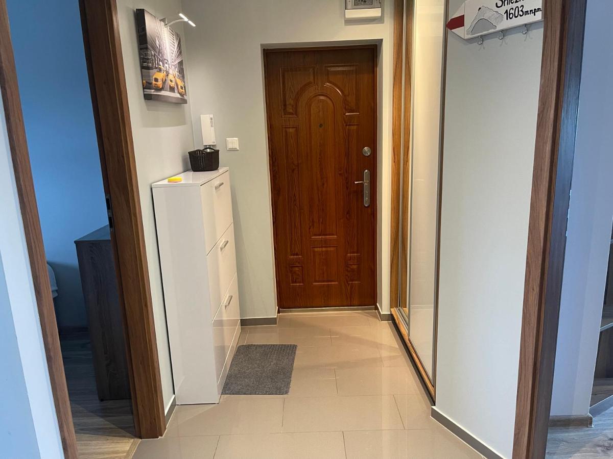 Apartament Z Widokiem Jelenia Góra Exterior foto